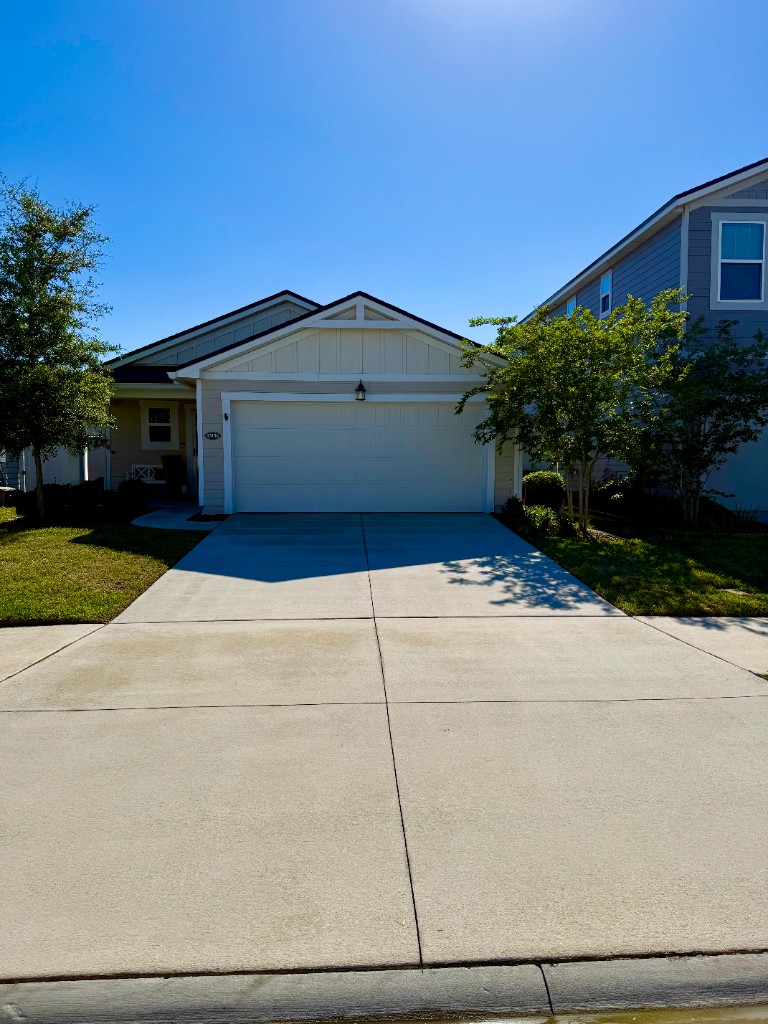 house exterior soft wash in Fleming Island FL — before cleaning